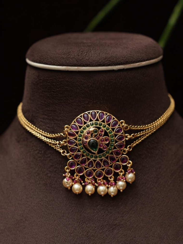Peacock Motif Kemp Stones & Pearl Dropped Choker