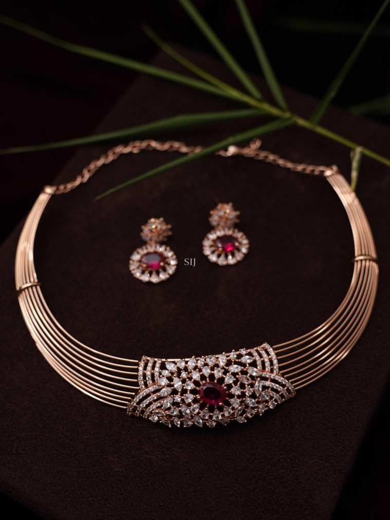Red &Zircon Stones Hasli Necklace Set