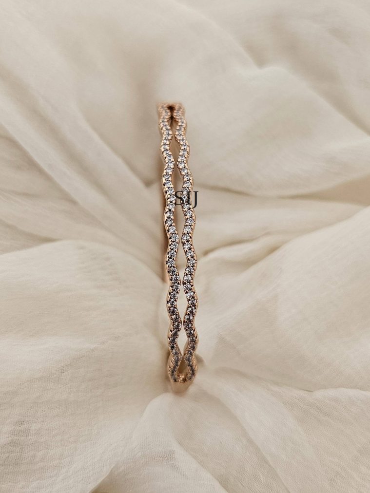 CZ Stones Fancy Openable Bracelet