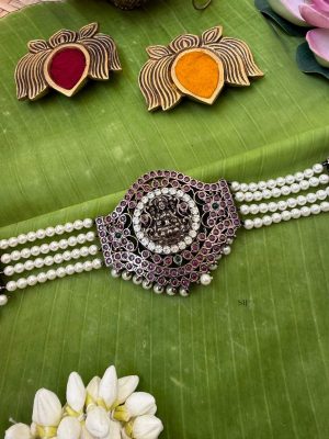 Temple Precious Black Polish Lakshmi Motif Kemp Pearl Hipbelt