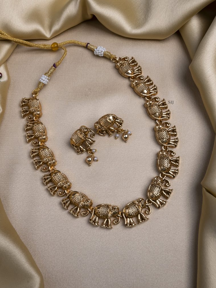 Traditional Elephant Motif Necklace Set