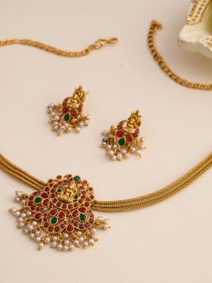 Traditional kemp Stone Lakshmi Devi Necklace Set