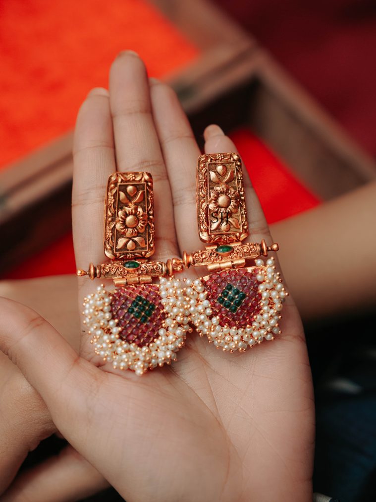 Imitation Multistone Rivet Earrings