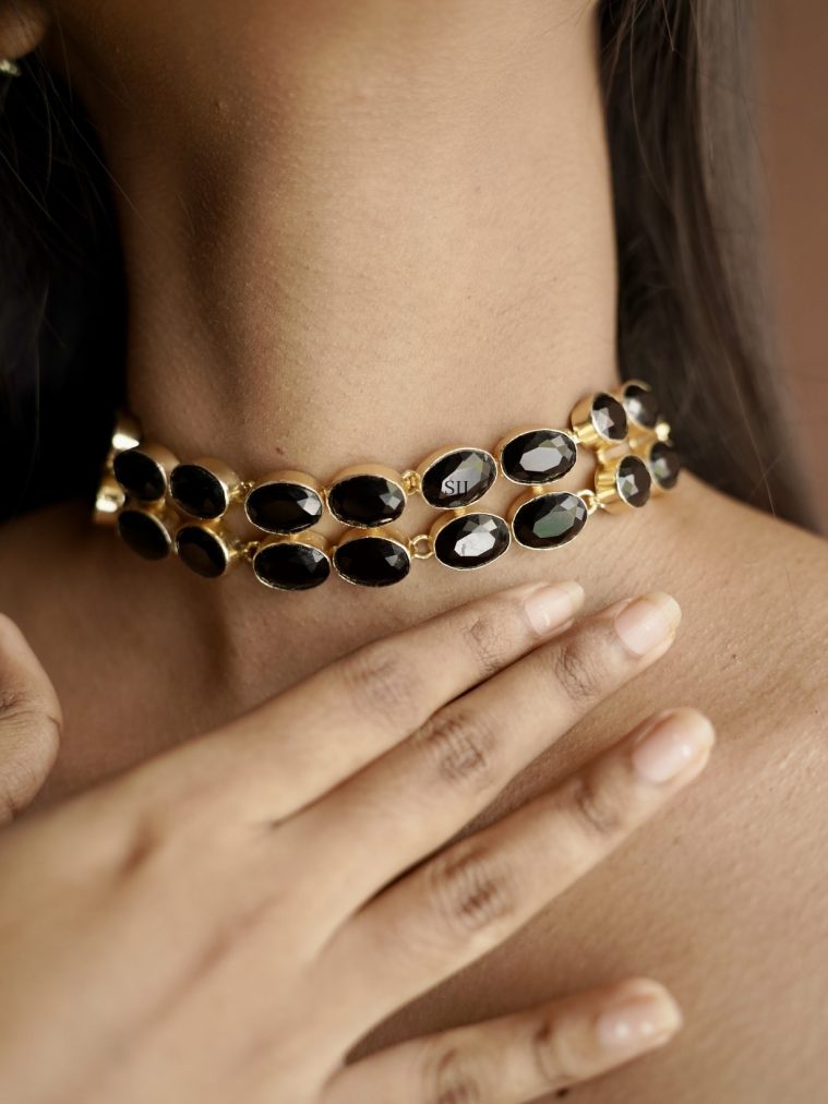 Gold Finish Onyx Stones Choker