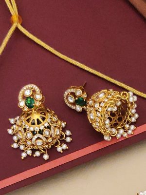 Green and White Stones Bridal Choker with Emerald Beads