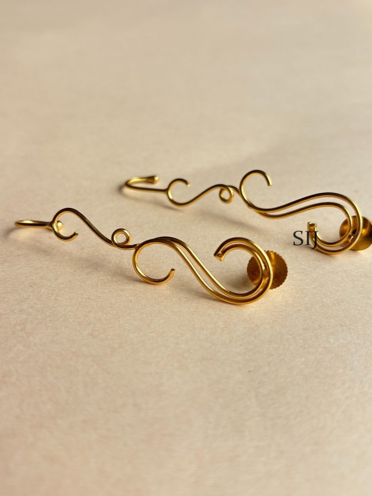 Anti Tarnish S Pattern Earcuff Earrings