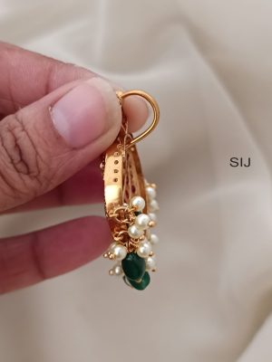 Traditional Kemp Green Bead Pendant