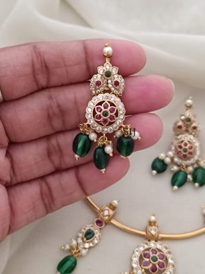 Imitation White Stones Green Beaded Hasli Necklace