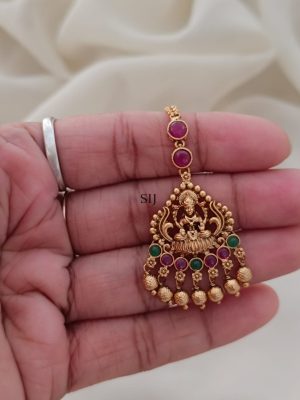 Matt Finish Lakshmi Kemp Stones Maang Tikka
