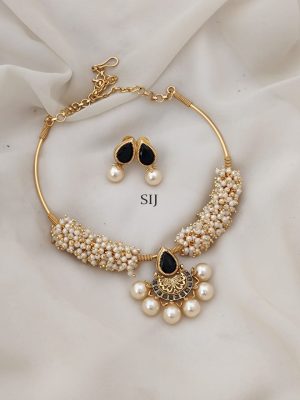 Imitation Hasli Cluster Pearl Necklace