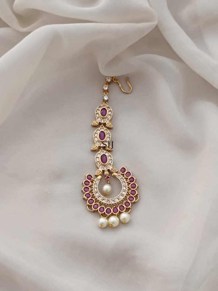 Gold Finish White And Ruby Stones Maang Tikka