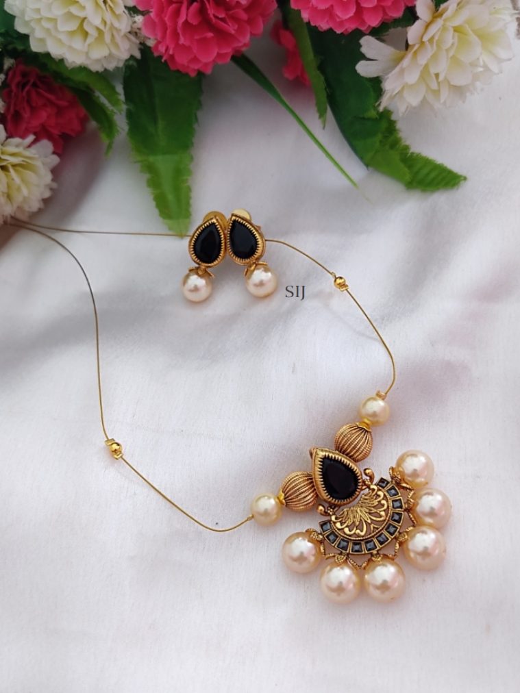Gold Finish Black Stones Invisible Necklace with Pearl Drop