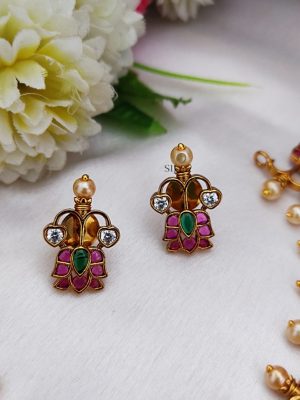 Gold Finish Green and Red Stones Flower Design Necklace
