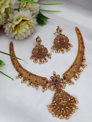 Traditional Lakshmi Devi Pendant Hasli Necklace with Pearl Hanging