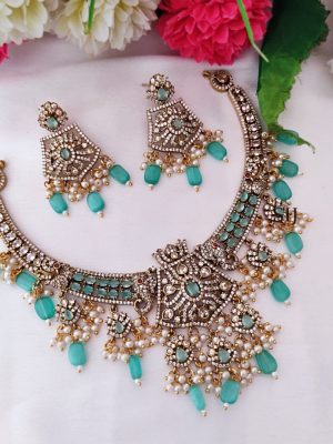 Victorian Polish Necklace Set