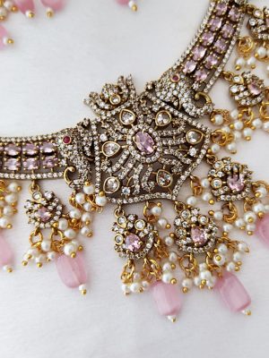 Victorian Polish Necklace Set