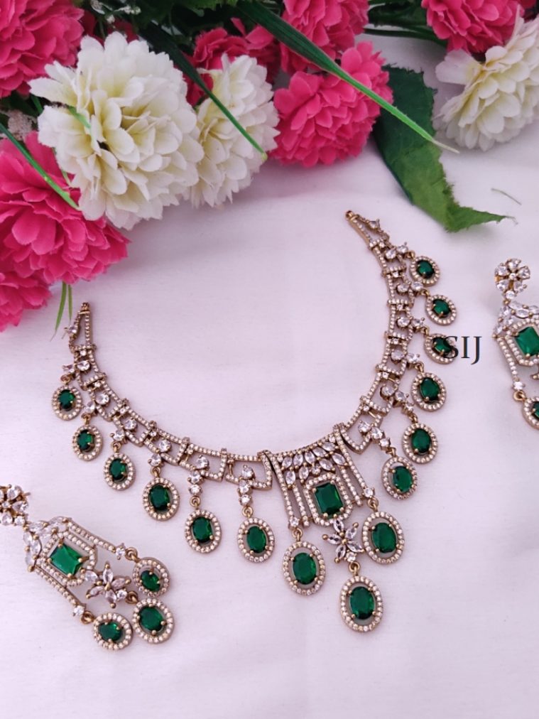 Imitation White And Emerald AD Stones Necklace