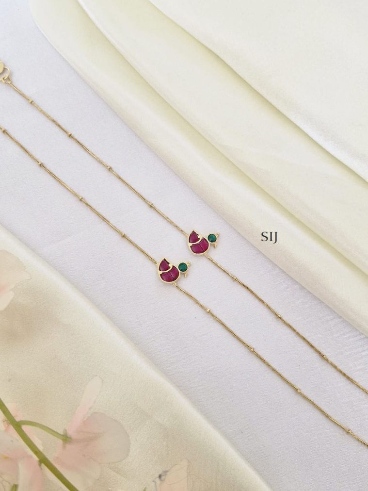Gold Finish Duck Motif Anklets