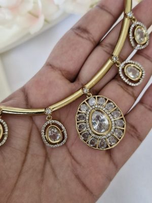 Gold Plated Floating White Stones Hasli Necklace Set