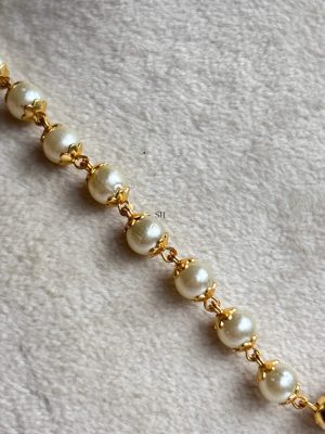 Pearl Chain with Kemp Stones Flower Pendant Choker
