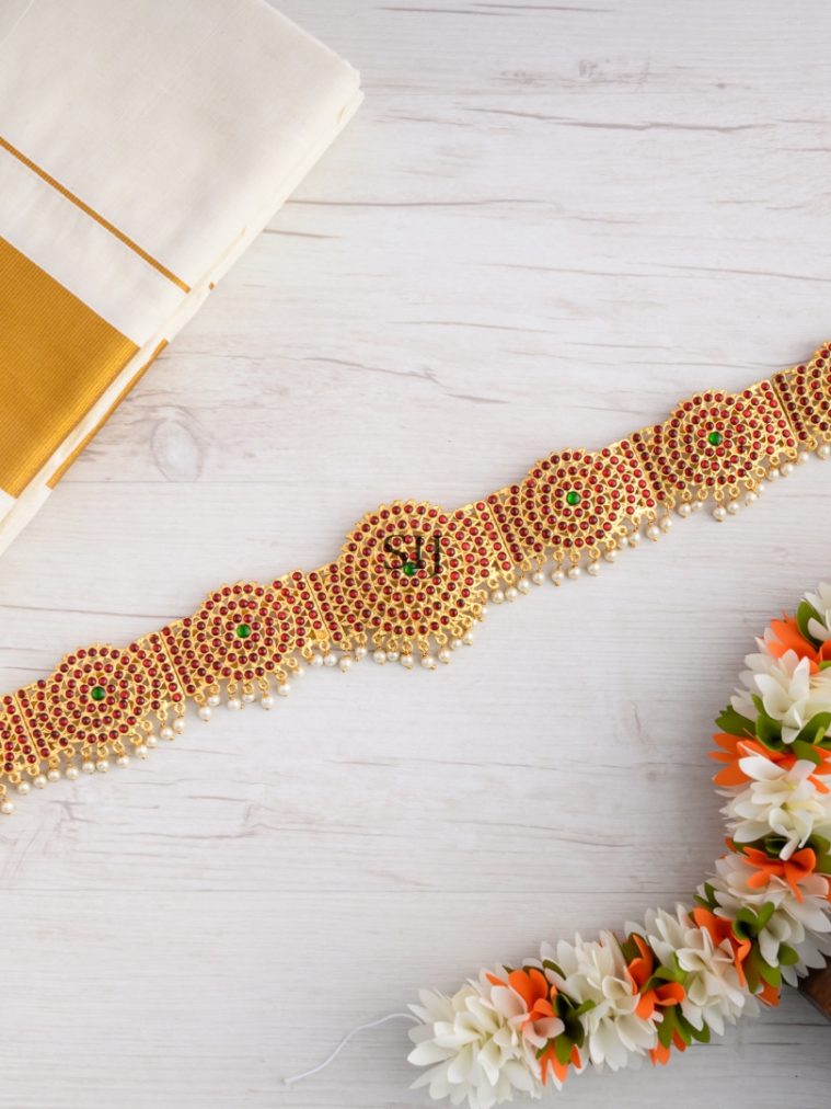 Pearl Drop Round Shape Red Kemp Hip Belt
