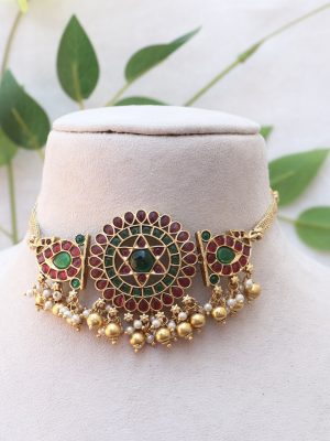 Surya Kemp Stone Choker Set