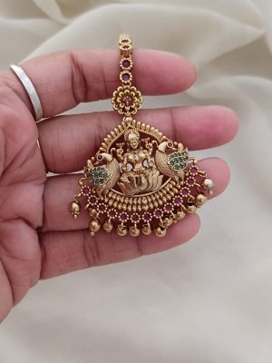 Traditional Lakshmi Maang Tikka