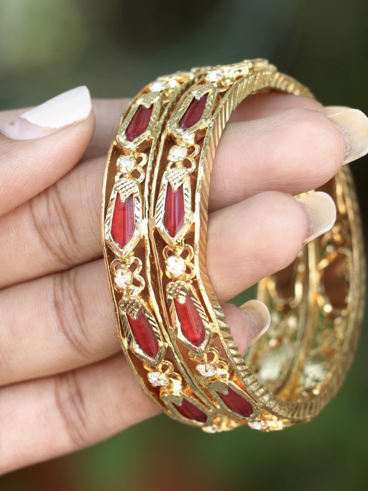 Traditional Ruby Attigai Bangles