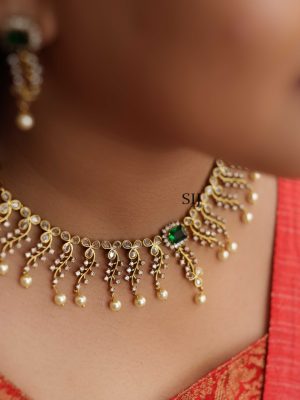 White Stone Necklace VARIN01120
