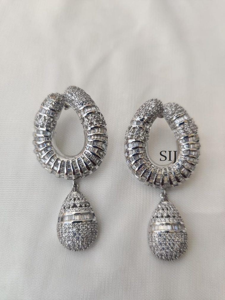 Silver Finish Earrings AKSIE00012