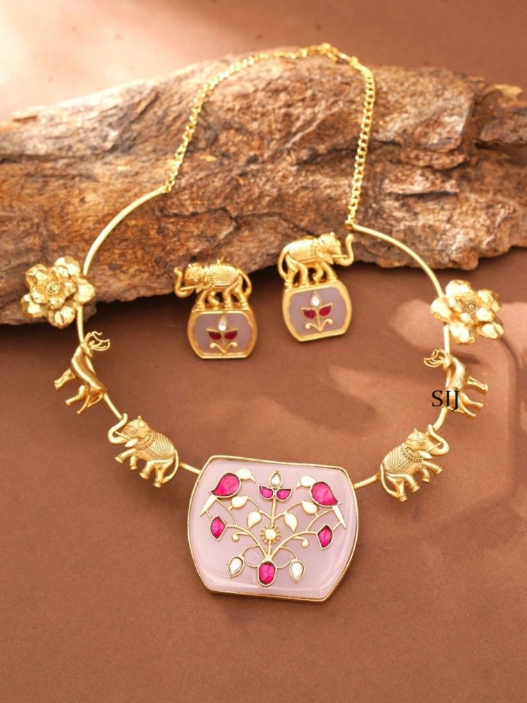 Elephant Antique Hasli Necklace ABDIN02001