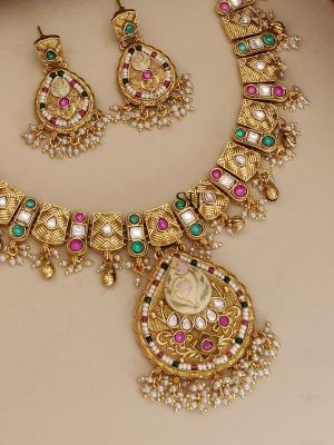 Stone Beaded Necklace With Tikka ABDIN02136