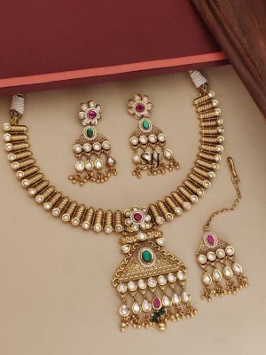 Stone Necklace With Tikka ABDIN02137