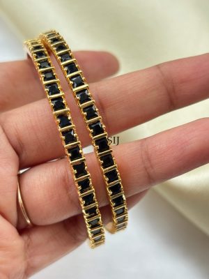 Black Stone Bangles SPAIB02419