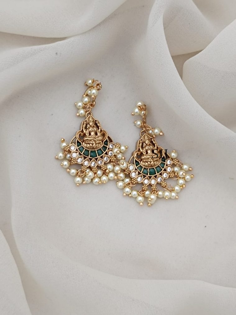 Lakshmi Kemp Pearl Hook Drop EarringsARJIE02547