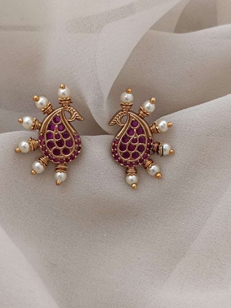 Peacock Pearl Stud Earrings ARJIE02562