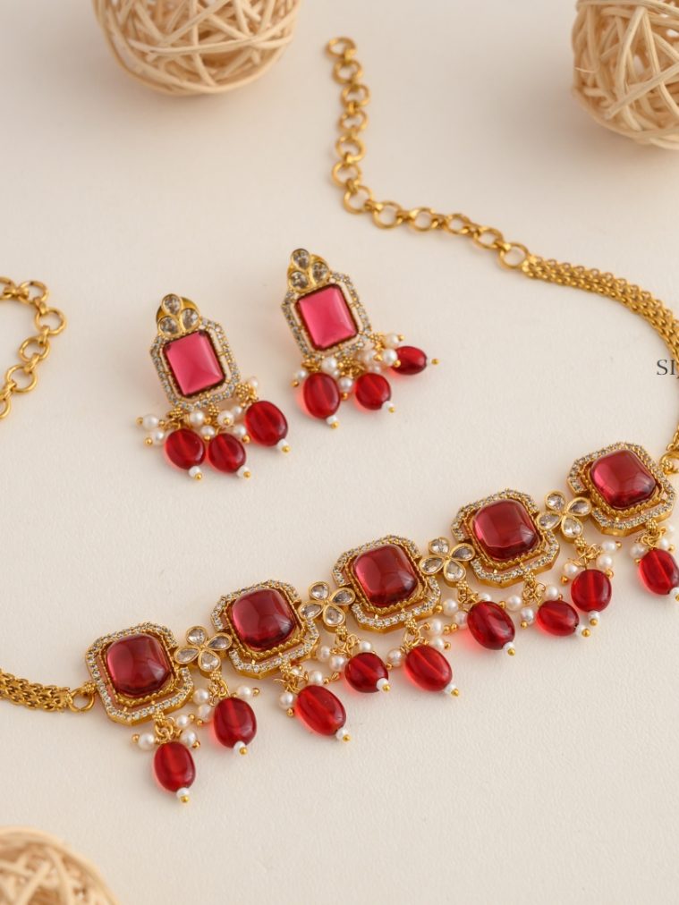 Maroon Stones Choker AJPIC03160