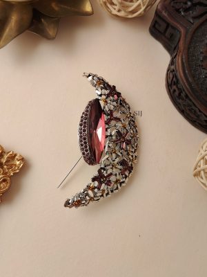 Crystal Saree Brooch AJPIS03196
