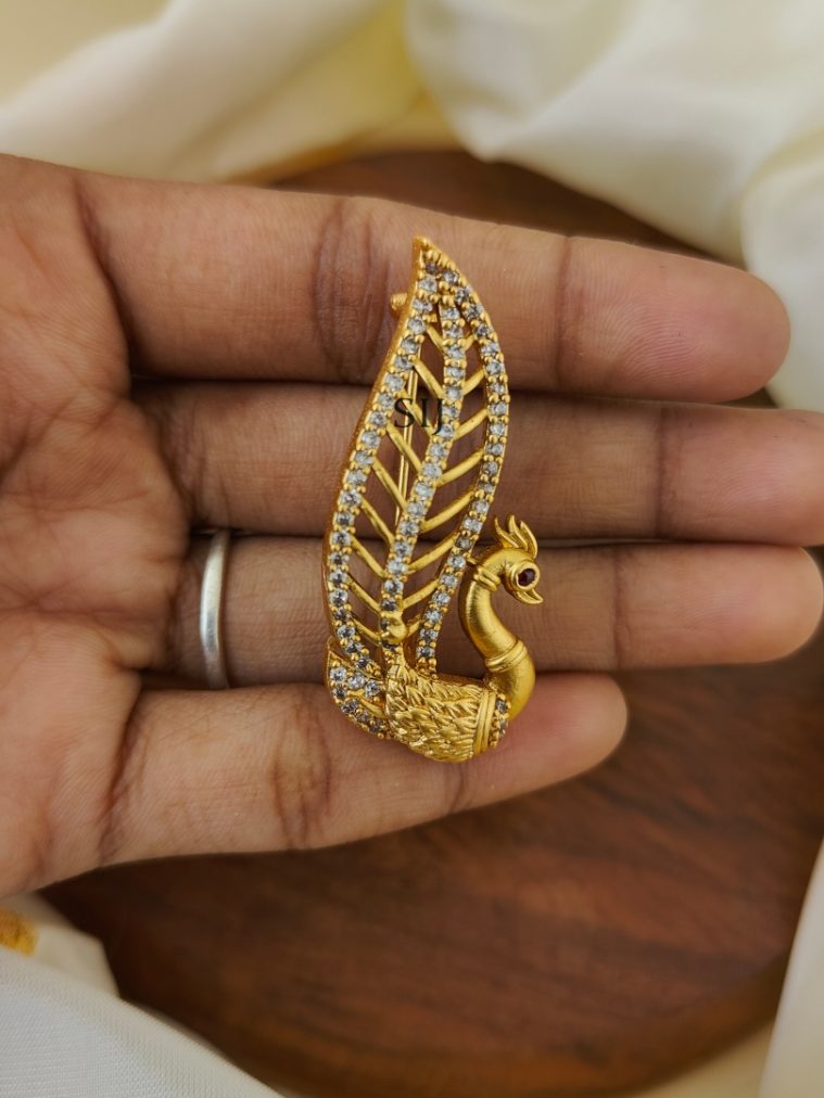 Peacock Saree Pin(Saree Brooch) AJPIS03204