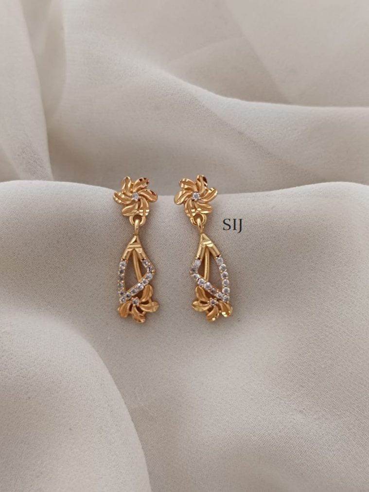 White Stone Antique Screw Back Earrings ARJIE02593