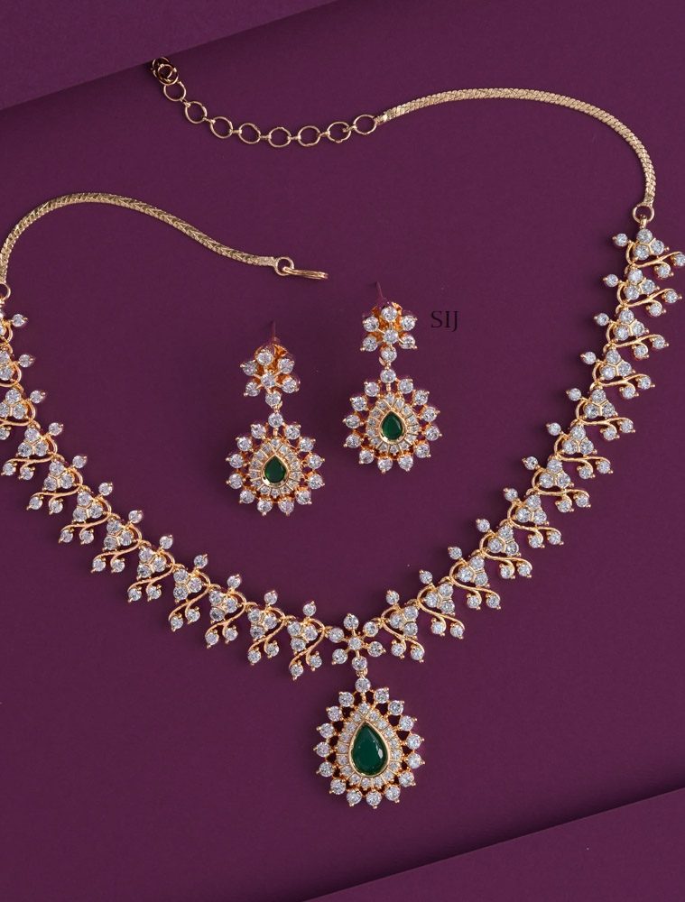 Green White Stone Necklace AADIN01337