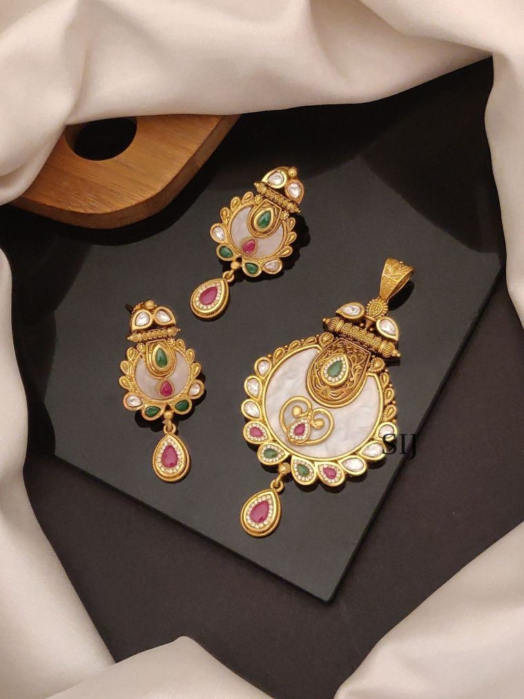 Pearl Pendant Set ABDIPC02165