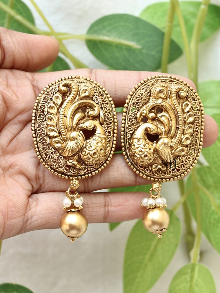 Antique Earrings ACCIE02322