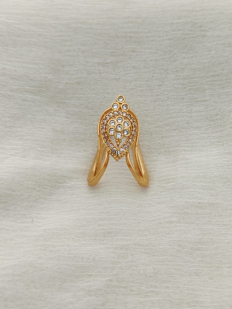 Stone Vanki Ring DHEIF02562