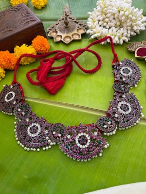 Black Polish Precious Kemp Hip Chain