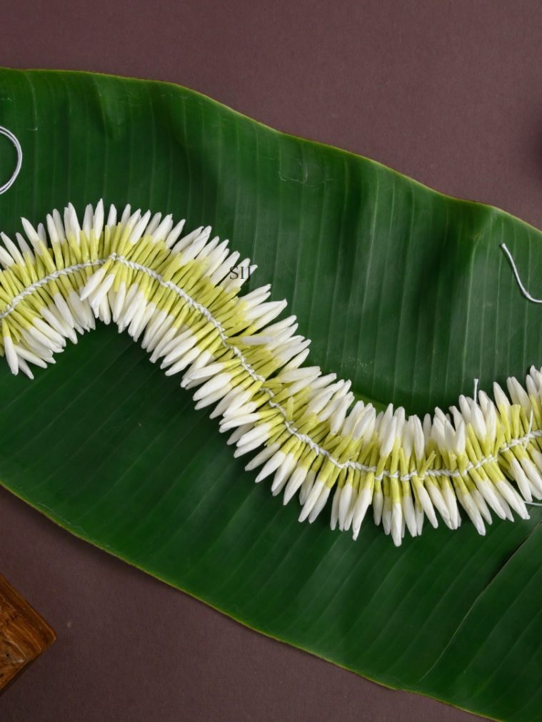 Realistic and Reusable Mullai Poo Jasmine 16 Inches String AJPIHA03359