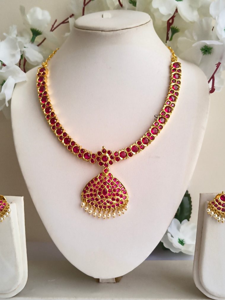 Ruby Antique Attigai Necklace Set ELEIN00044