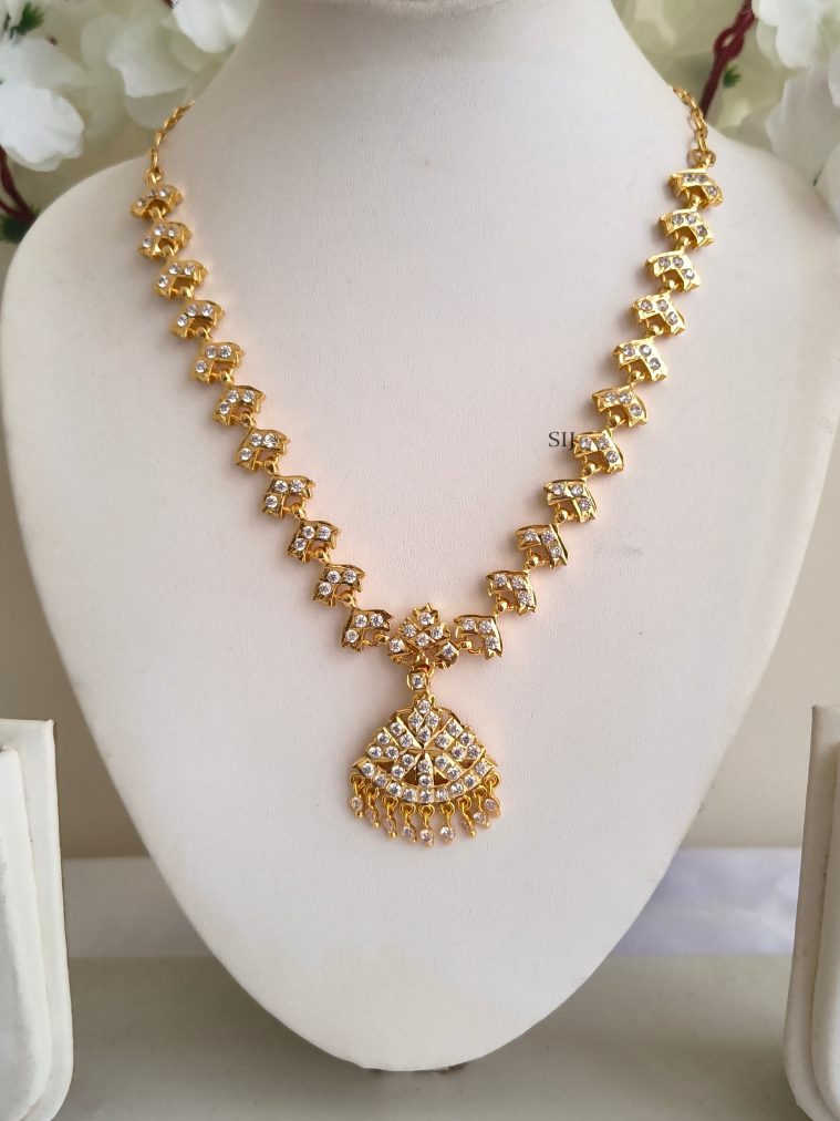 White Stone Antique Attigai Necklace Set ELEIN00050