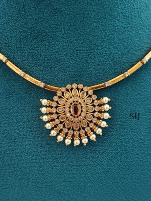 White Stones Flower Hasli Necklace LADIN00872