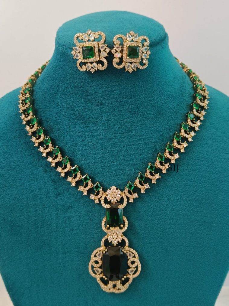 Emerald Necklace LADIN00880